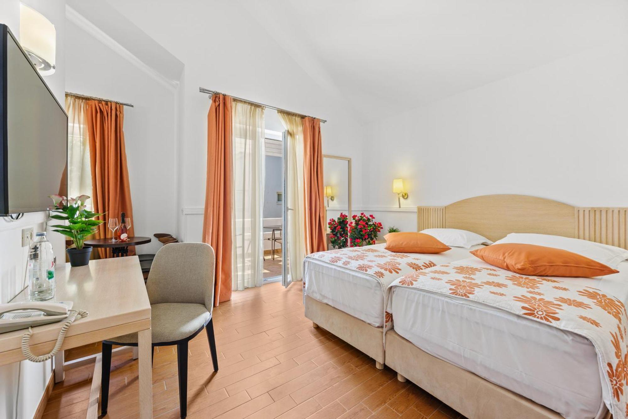 Amadria Park Apartments شيبينيك المظهر الخارجي الصورة